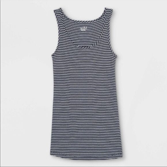 [ingrid & isabel] maternity stripe tank top - Picture 1 of 2